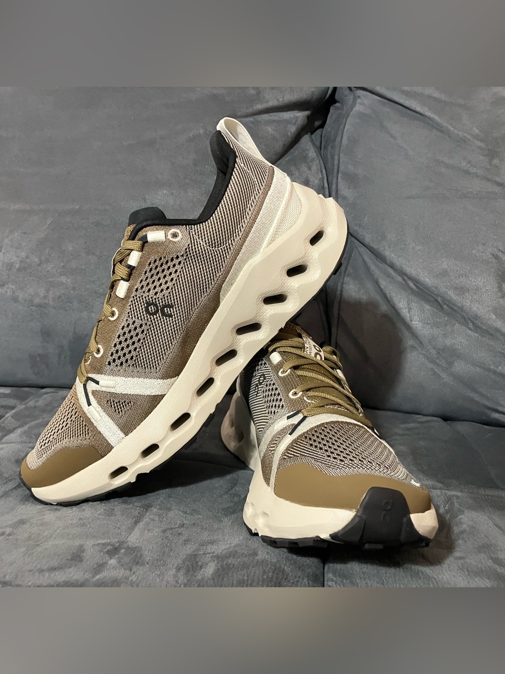 On Cloudsurfer Trail Womens Hunter Ice Trail Running Hiking Shoes Size 9.5 - Picture 4 of 7